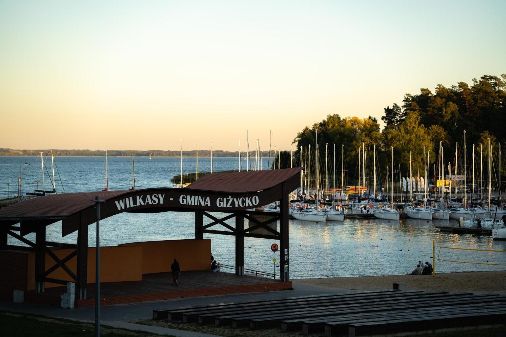 Yacht Apartments Wilkasy Kültér fotó